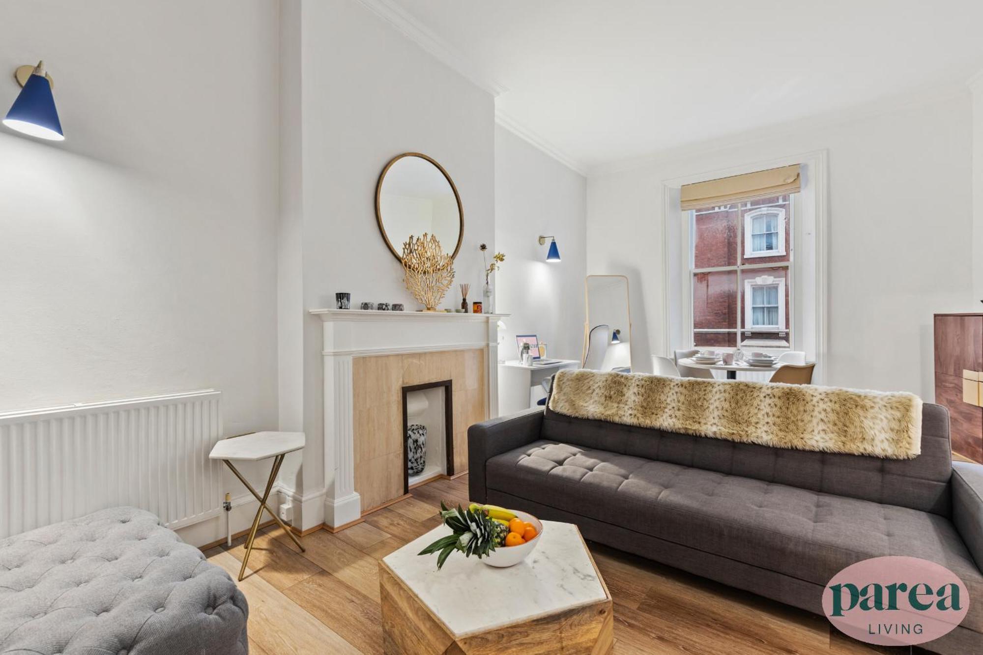 Parea Living - South Kensington, Elegant 1-bedroom Flat, Wfh Desk * London
