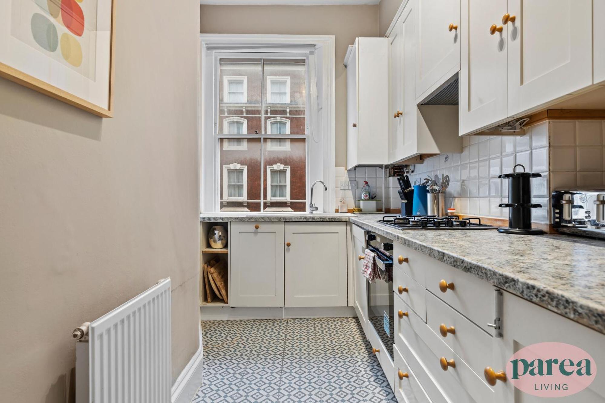 Parea Living - South Kensington, Elegant 1-bedroom Flat, Wfh Desk London